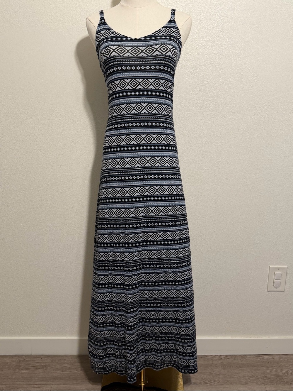 Bloomingdale's Navy & White Striped Aztec Maxi Dress